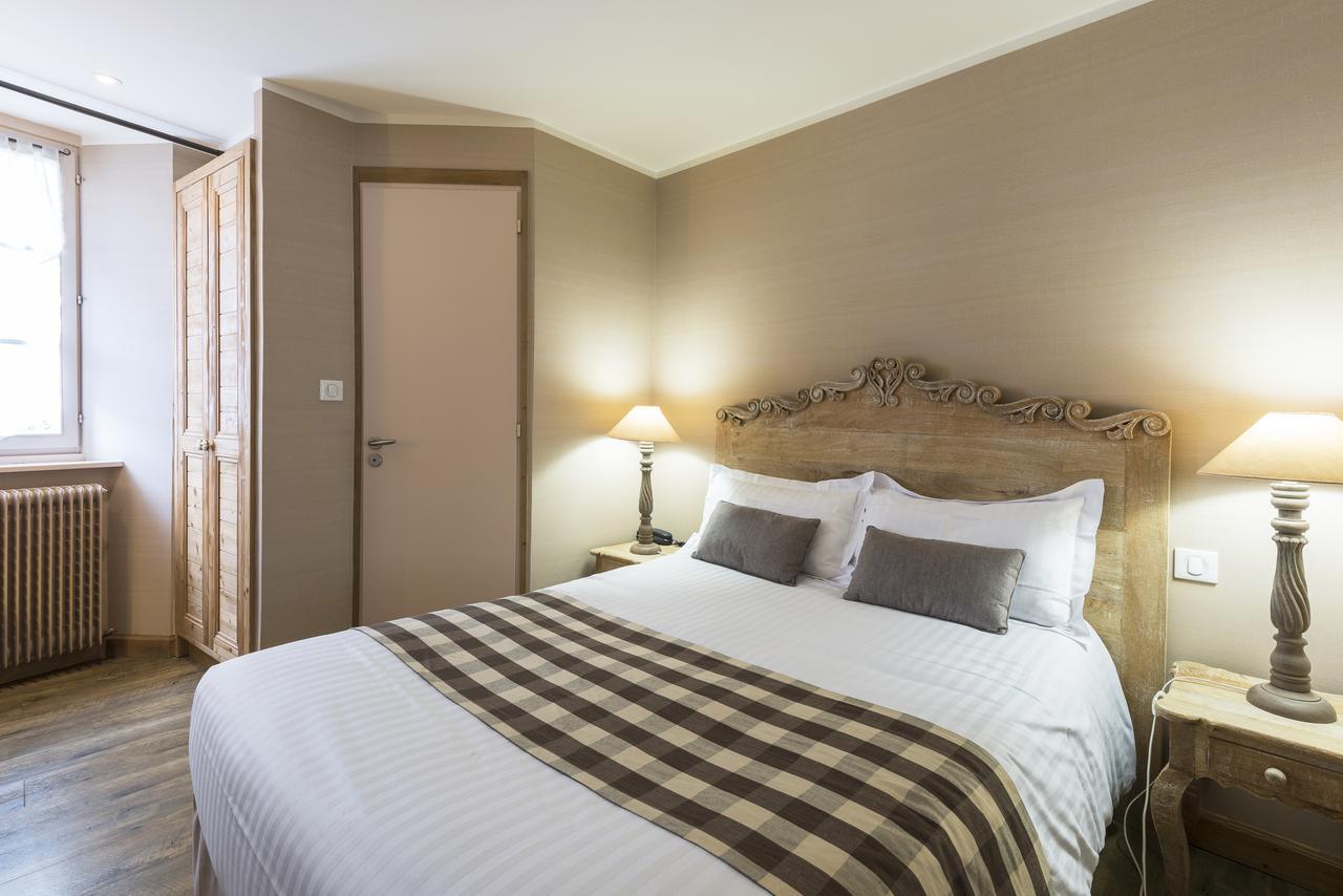 La Couronne Hotel Jougne ภายนอก รูปภาพ